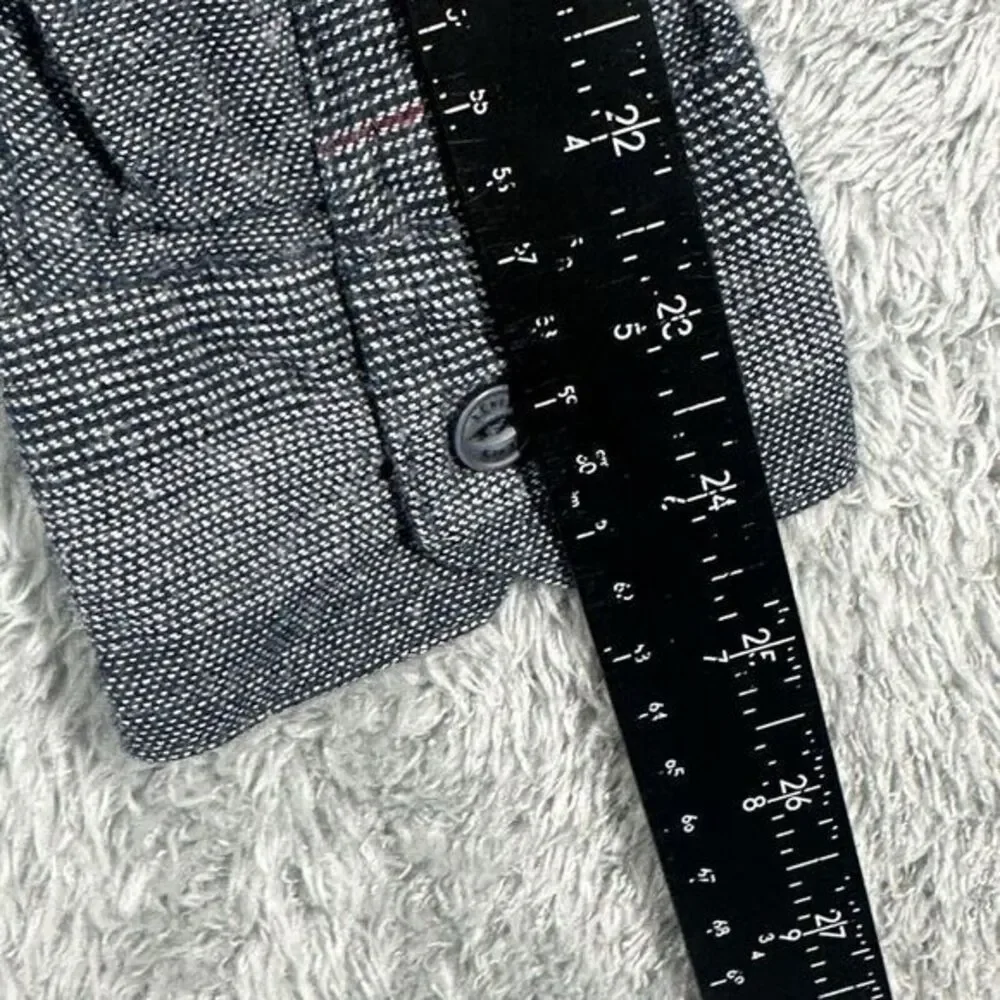 Levis Shirt Men M Gray‎ Red Flannel  Long Sleeve Plaid Pocket 100% Cotton
